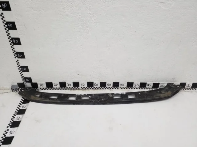 Кронштейн подушки двигателя для Toyota Land Cruiser 200 (JDM) 2007-2013 на фотографиях