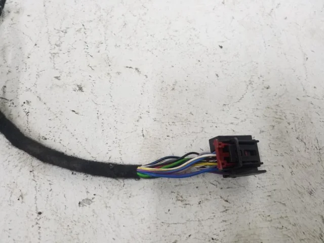 Стекла и зеркала для Volkswagen Passat (B8.5) 2019+ на фотографиях