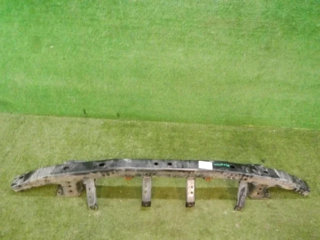 Усилитель бампера передний верхний для Infiniti QX 80 2013-2022 на фотографиях