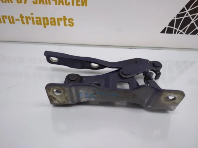 Крепление петли капота для Hyundai Tucson TL 2015-2019 на фотографиях