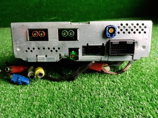 Монитор приборной панели для Audi A4 B8 2007-2015 на фотографиях