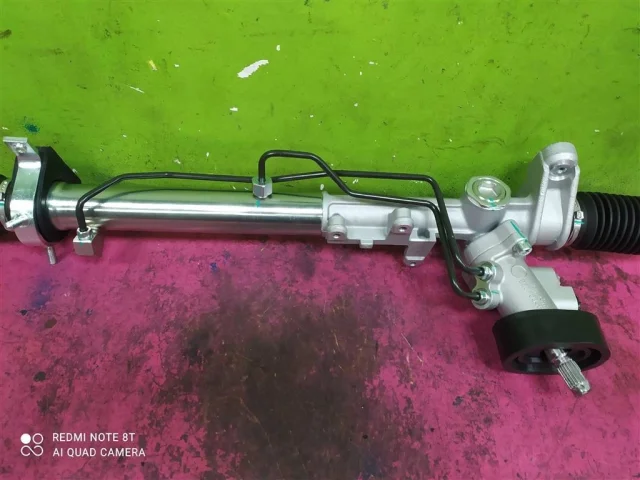 Рулевая рейка в сборе для Skoda Octavia A4 на фотографиях