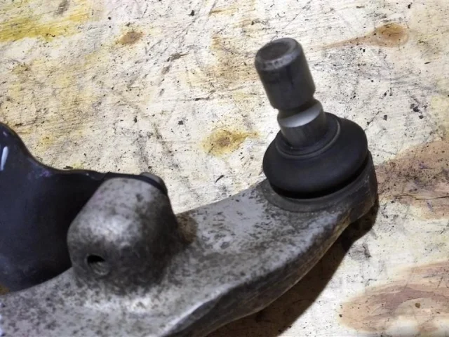 Рычаг передний левый нижний для Nissan Teana J32 2008-2013 на фотографиях