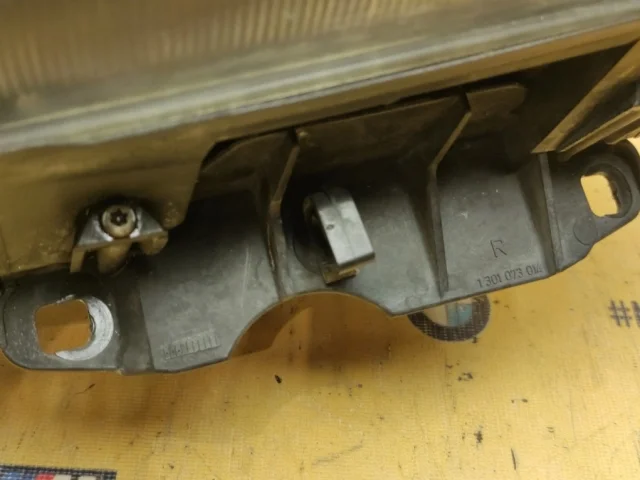 Фара левая для BMW 7er Е38 1994-2001 на фотографиях