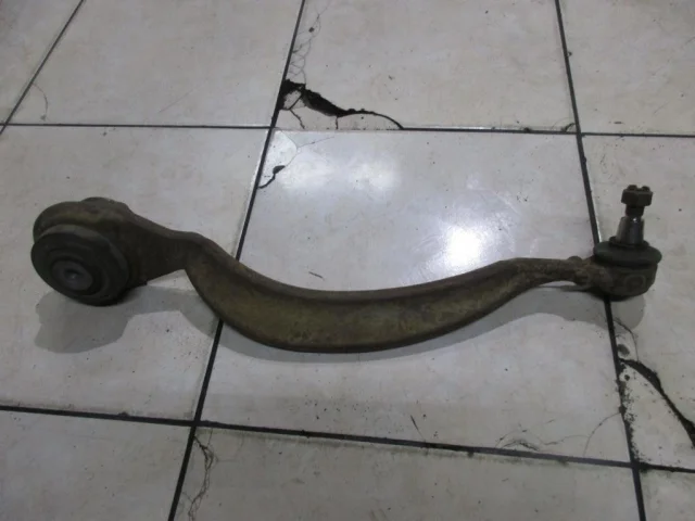 Рычаг передний левый верхний для Mercedes-Benz S class W221 2005-2013 на фотографиях