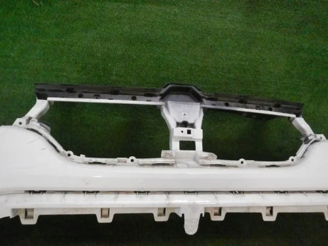 Бампер для Renault Duster HM 2020+ на фотографиях