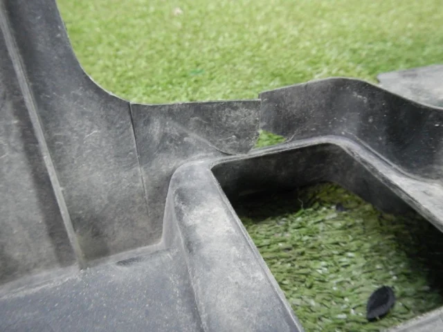 Накладка порога левая для Toyota Land Cruiser 200 (JDM) 2007-2013 на фотографиях