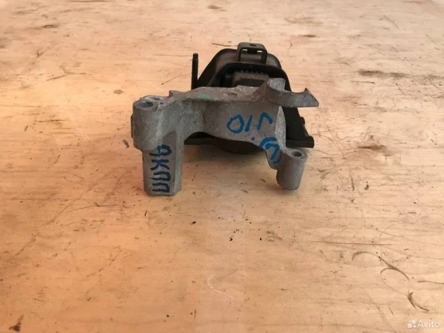 Подушка двигателя передняя правая верхняя для Nissan Qashqai J10 2006-2013 на фотографиях