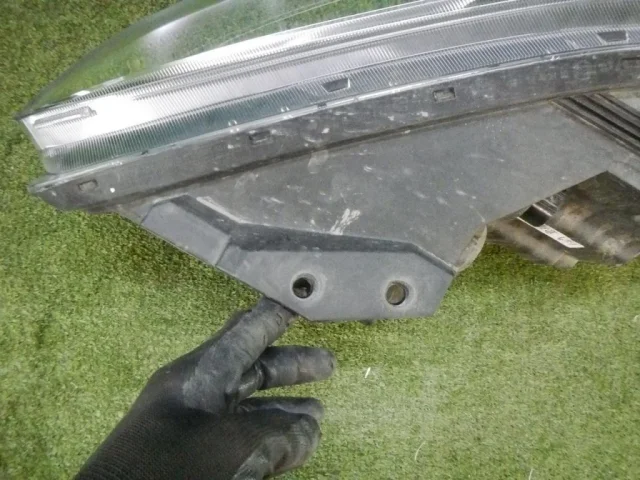 Фара правая для Kia Cerato YD 2016-2020 rest. на фотографиях