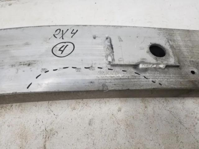 Усилитель переднего бампера для Lexus RX AGL10, GGL10, GLV15, GGL15, GLV10 2009-2015 на фотографиях