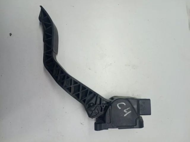 Электронная педаль газа для Citroen C4 Хэтчбек 3dr 2004-2011 на фотографиях