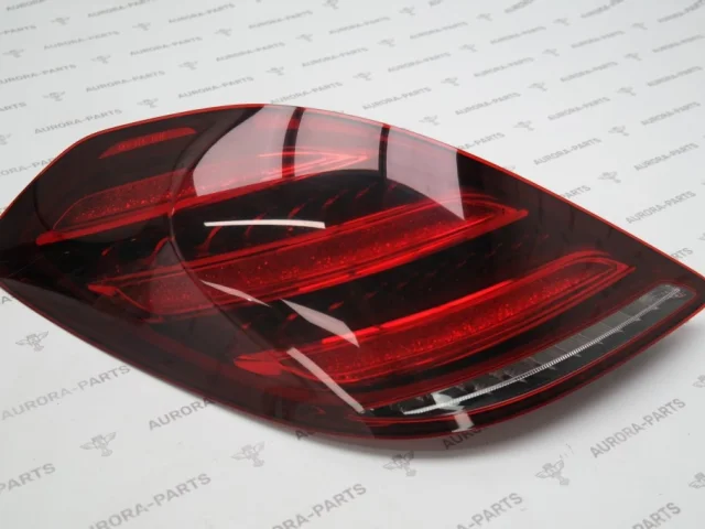 Фонарь правый для Mercedes-Benz S class X222 Maybach 2017-2019 на фотографиях