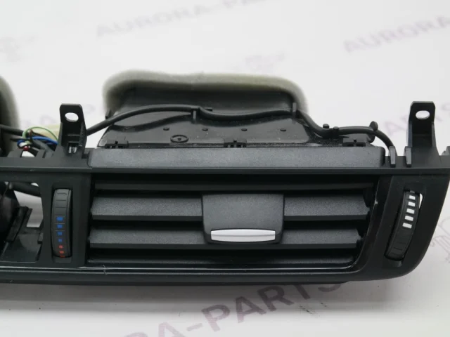 Решетка вентиляционная левая для BMW X5 F15 (Ф15) 2013-2018 на фотографиях