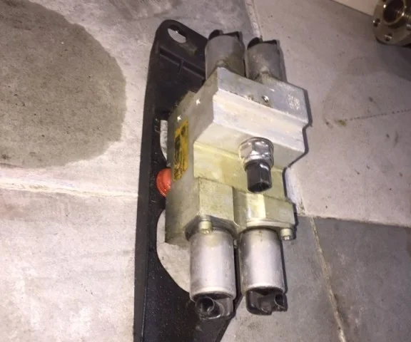 Блок клапанов АКПП для BMW X5 Е70 2006-2013 на фотографиях