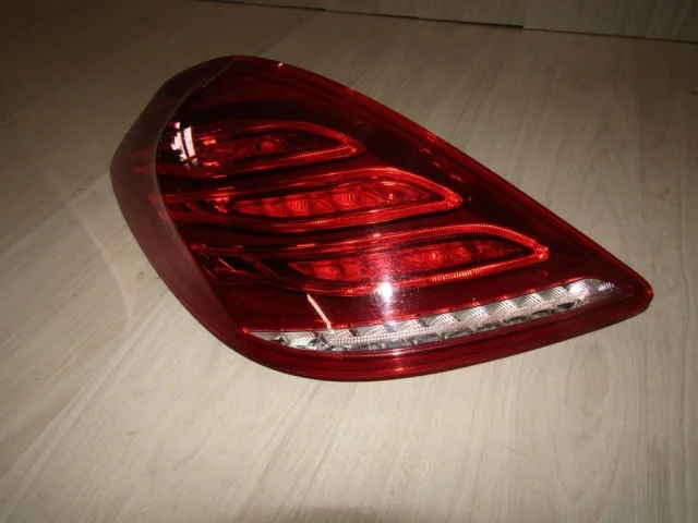 Стоп-сигнал левый для Mercedes-Benz S class W222 2013-2017 на фотографиях