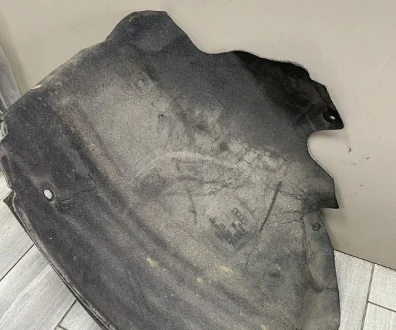 Подкрылок передний левый для Audi A7 4G 2010-2014 на фотографиях