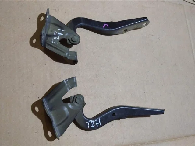 Петля капота левая для Toyota Avensis Седан T270 2008-2018 на фотографиях