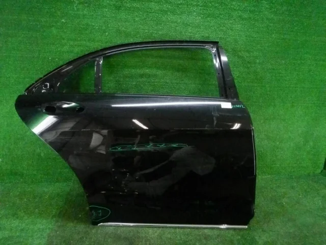 Дверь задняя правая для Mercedes-Benz S class W222 2013-2017 на фотографиях