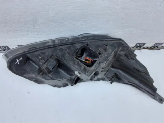 Усилитель переднего бампера для Ford Explorer U502 rest 2014-2019 на фотографиях