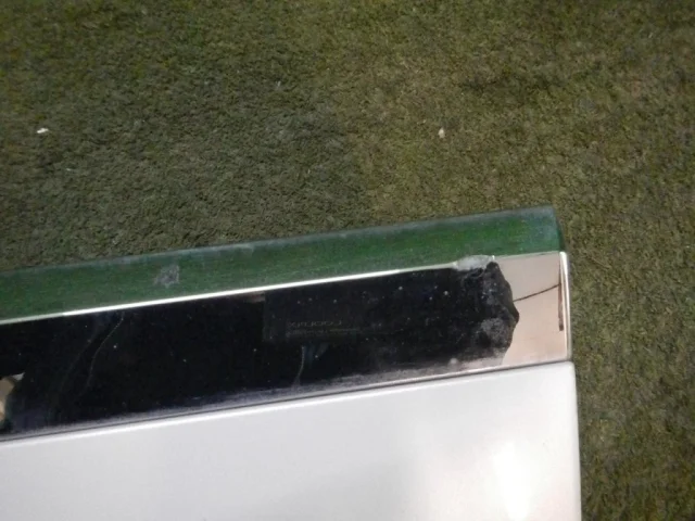 Молдинг двери задний правый для Volkswagen Touareg III (CR) 2018+ на фотографиях