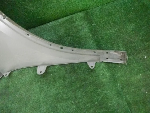 Крыло левое для Audi Q8 4M 2018-2023 на фотографиях