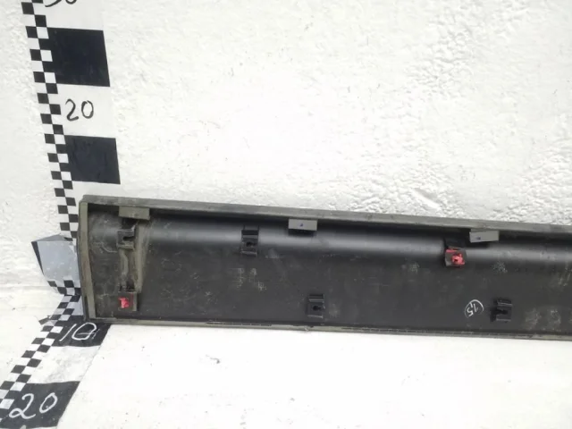 Накладка на дверь передняя левая для Hyundai Creta 2 SU2 2021+ на фотографиях