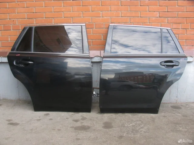 Двери для Subaru Legacy Универсал BR/B14 2009-2015 на фотографиях