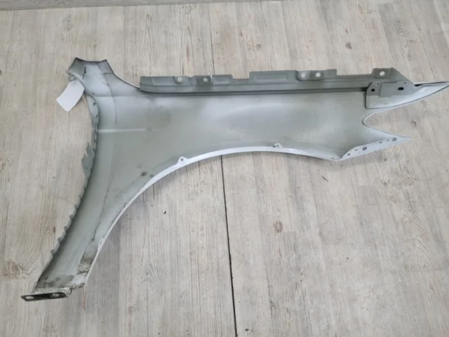 Крылья для Volkswagen Passat (B8) Variant 2014-2019 на фотографиях