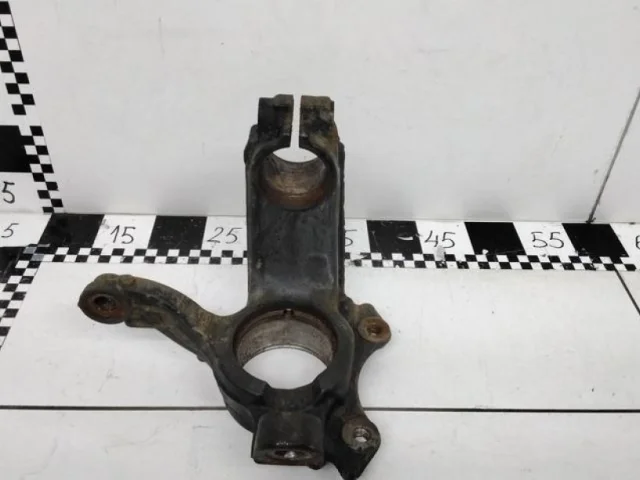 Кулак поворотный левый для Volkswagen Polo V (6R) 2009-2014 на фотографиях