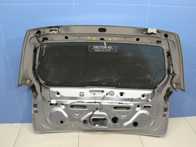 Крышка багажника для Subaru Forester SH 2008-2012 на фотографиях