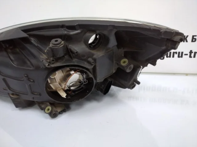 Фары для Skoda Fabia 5J Estate 2007-2015 на фотографиях