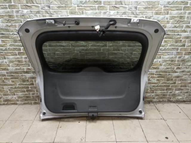 Крышка багажника для Hyundai Tucson NX4 2020+ на фотографиях