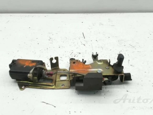 Замок двери задней правой для Peugeot Partner Origin 2008-2011 на фотографиях