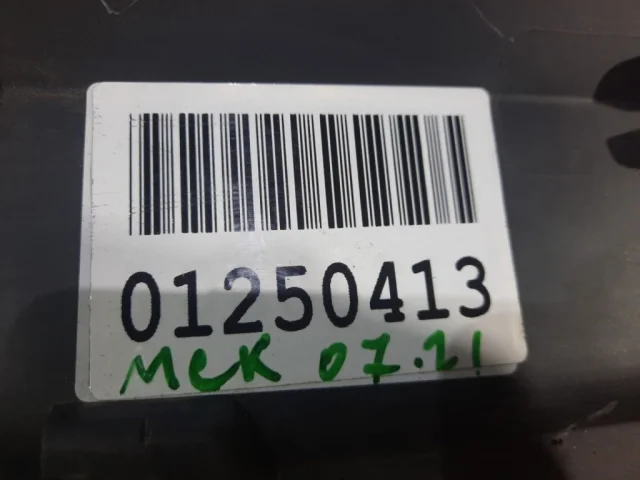 Накладка двери передней правой для Volkswagen Tiguan I NF 2006-2017 на фотографиях