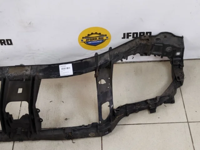 Панель радиатора (телевизор) для Ford Galaxy CD340 2006-2015 на фотографиях