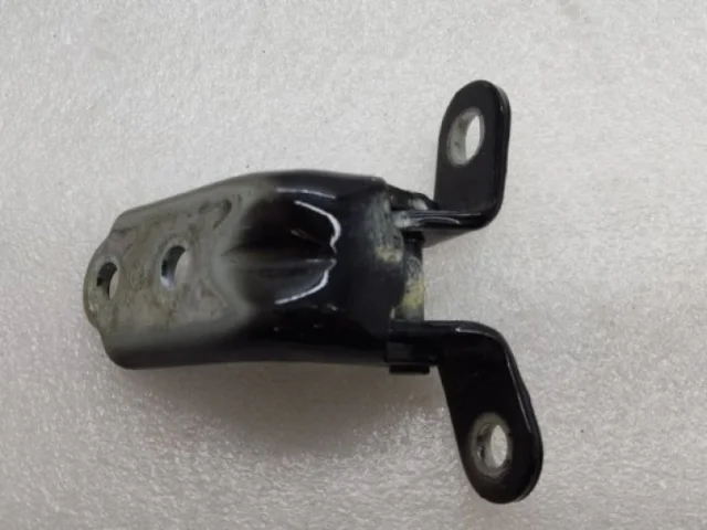 Петля двери задняя левая нижняя для Kia Cerato YD 2016-2020 rest. на фотографиях