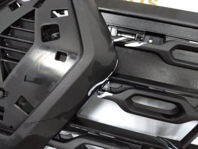 Решетка радиатора для Renault Duster HM 2020+ на фотографиях