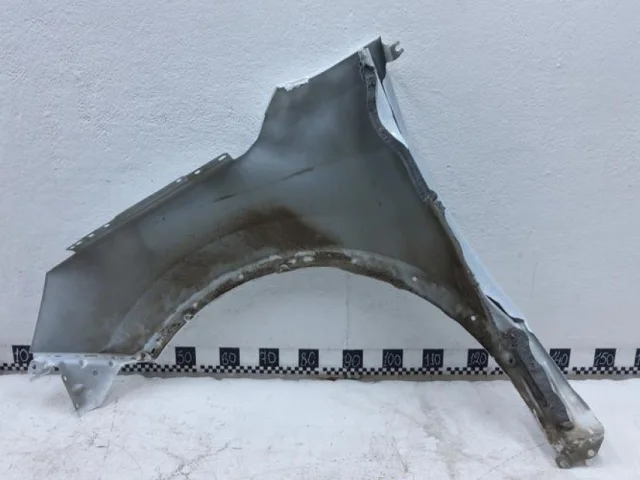 Крыло правое для Ford Explorer U502 rest 2014-2019 на фотографиях