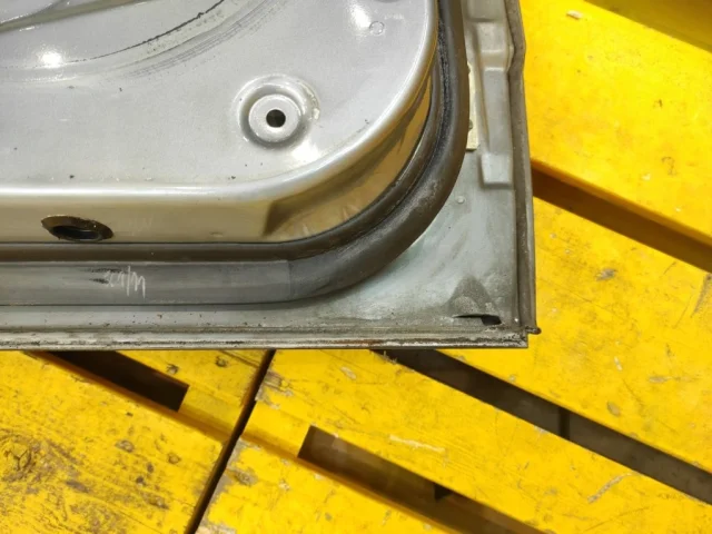 Двери для BMW 5er Е34 1987-1996 на фотографиях