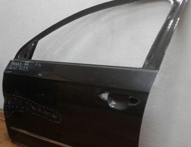 Дверь передняя левая для Volkswagen Passat Variant (B6, Typ 3C) 2004-2010 на фотографиях