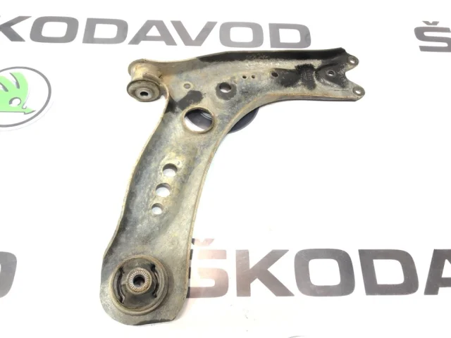 Рычаг передний левый нижний для Skoda Octavia A7 на фотографиях