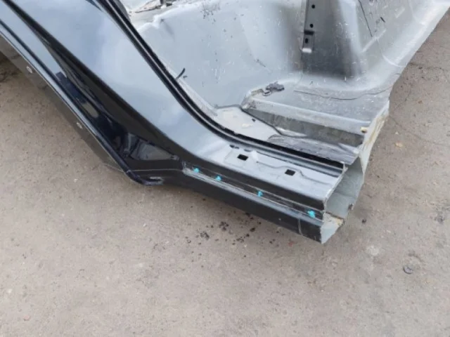 Крылья для Infiniti QX 56 2010-2014 на фотографиях