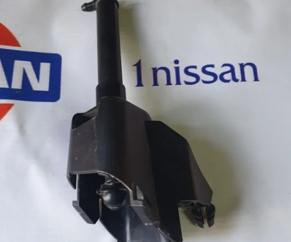 Фароомыватель левый для Nissan X-Trail T32 RU 2015-2022 на фотографиях