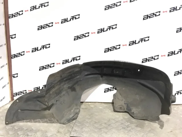 Крылья для Peugeot 308 SW T7 2007-2014 на фотографиях