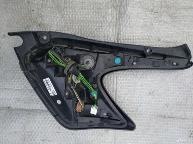 Фонарь левый для Nissan Juke YF15 JDM 2010-2014 на фотографиях