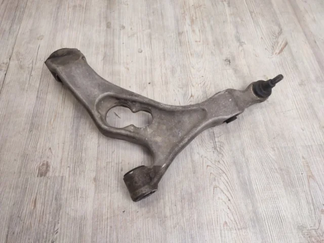 Рычаг передний правый нижний для Volkswagen Touareg II (7P5) 2010-2014 на фотографиях