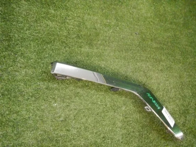 Молдинг переднего бампера левый для Infiniti QX 80 2013-2022 на фотографиях