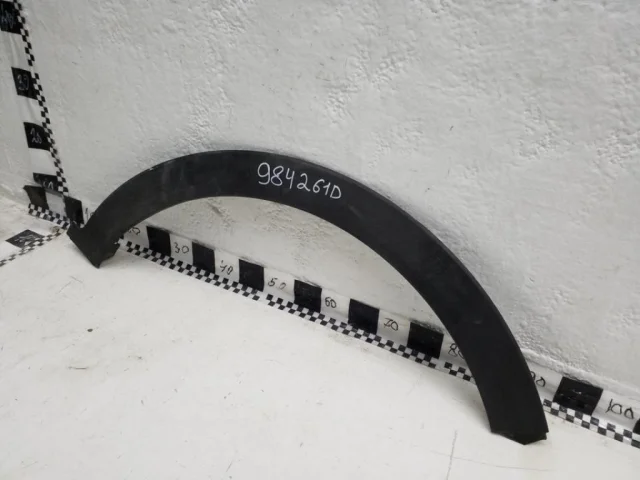 Молдинг крыла передний правый для Hyundai Creta 2 SU2 2021+ на фотографиях