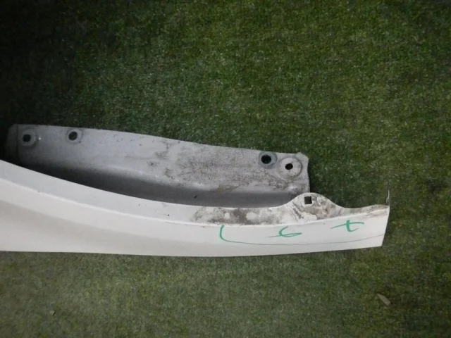 Крылья для Volkswagen Caddy IV (2K) 2015-2020 на фотографиях