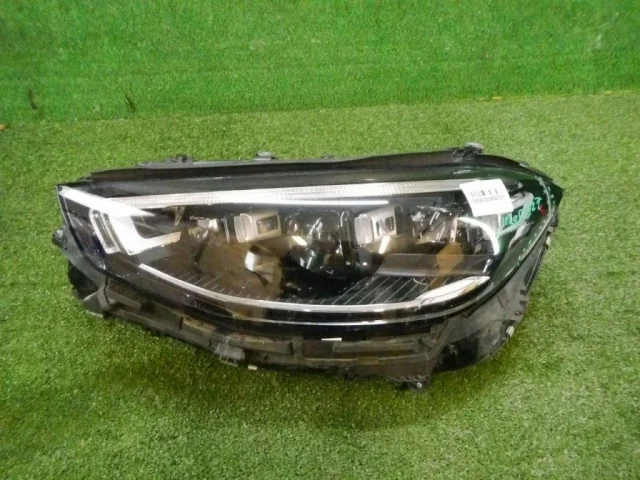 Фары для Mercedes-Benz S class W223 2021+ на фотографиях